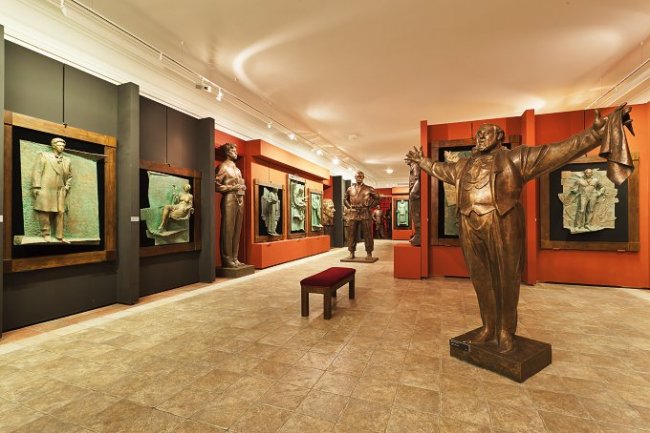 Галерея искусств Зураба Церетели - «Музеи»