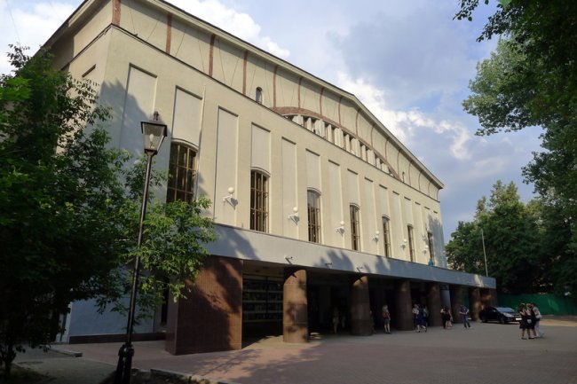 Государственный академический театр имени Моссовета - «Театр»