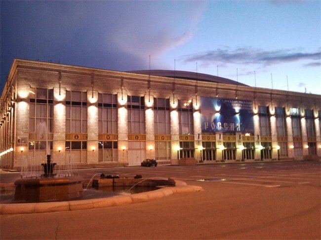 Государственный центральный концертный зал «Россия» - «Пространства»