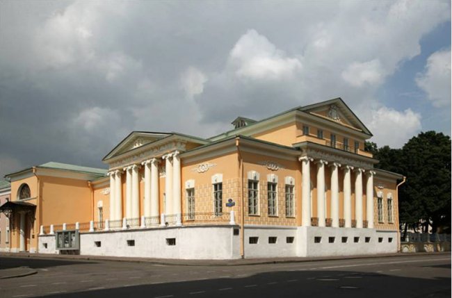 Государственный музей А.С. Пушкина - «Музеи»