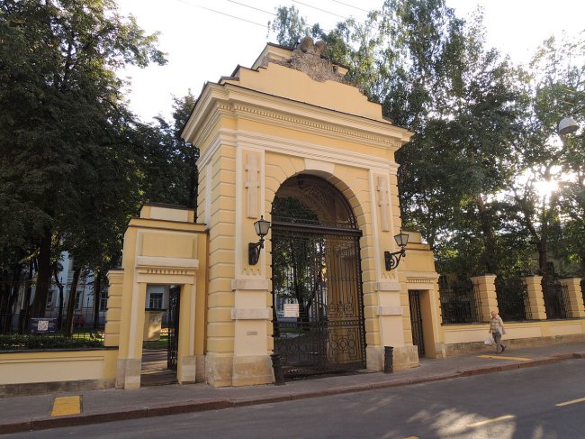 Усадьба князей Голицыных на Волхонке - «Музеи»
