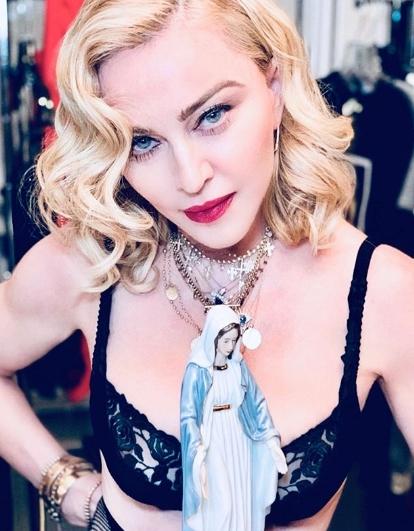 Мадонне приписывают роман с 26-летним танцором - «Новости Музыки»