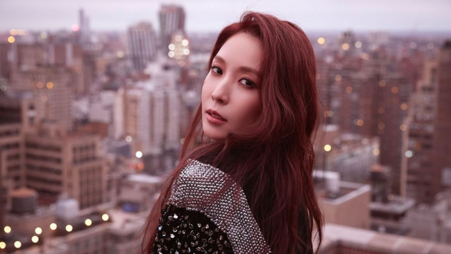 Звезда K-pop BoA выпустила необычный клип Starry Night - «Новости Музыки»