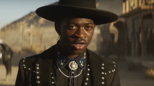 Рэпер Lil Nas X сыграл танцующего ковбоя в рекламе Doritos - «Новости Музыки»
