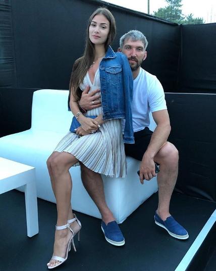 Шубская выложила новое «беременное» фото с мужем - Звезды - «Новости Музыки»