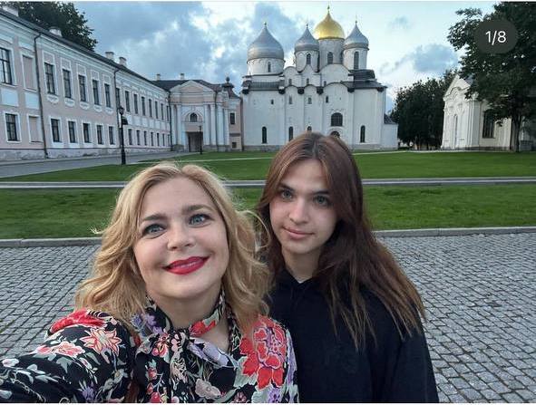 Ирина Пегова впервые за долгое время выложила совместное фото с дочерью - «Новости Музыки»