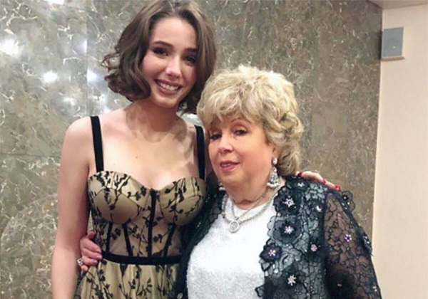 Лариса Рубальская опубликовала редкое фото с дочерью Юлии Началовой - «Новости Музыки»