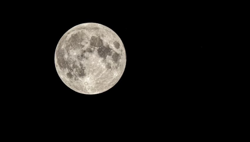 В Дубае планируют построить гигантскую искусственную Луну - «Новости Музыки»