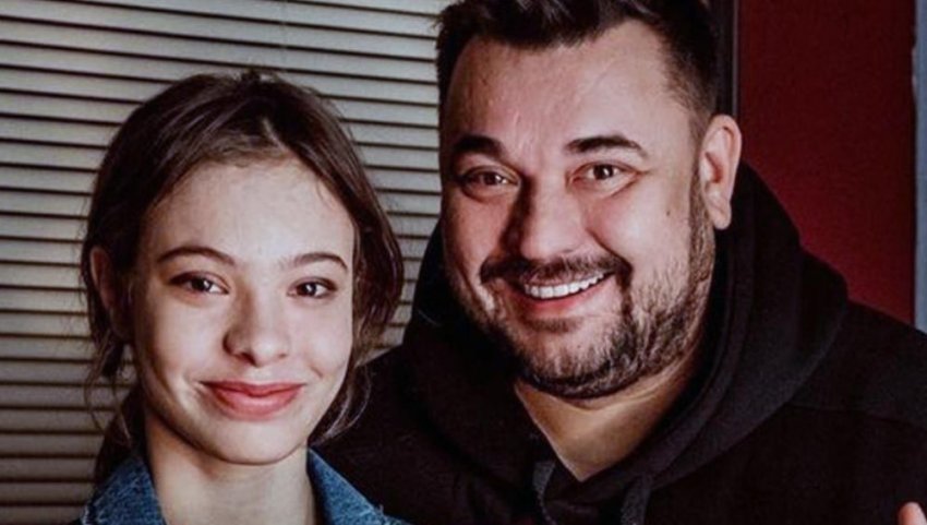 14-летняя дочь Сергея Жукова дебютировала в качестве певицы и выпустила первый трек - «Новости Музыки»