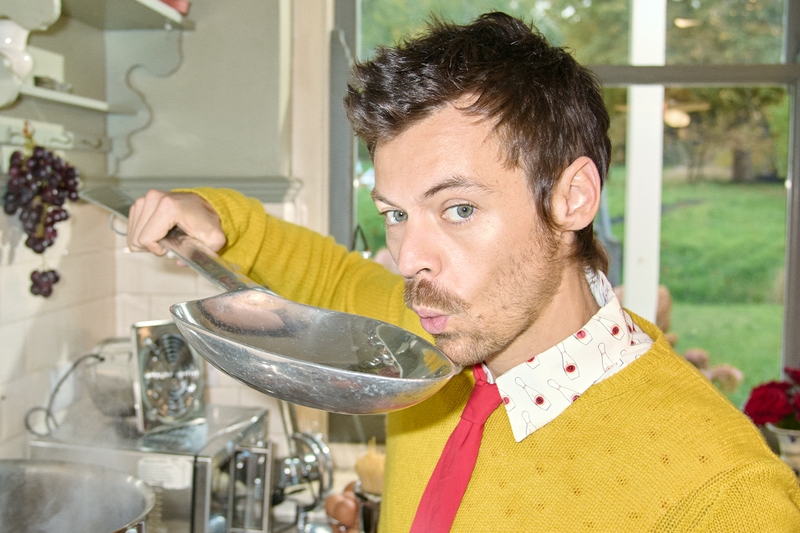 А теперь - дискотека - «Новости Музыки»