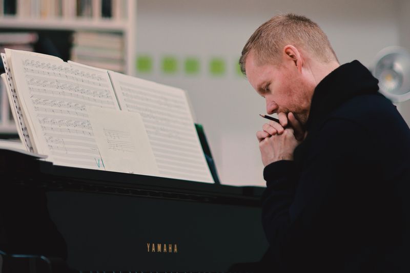 Очень приятно, командор - «Новости Музыки»