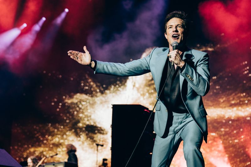 И несколько своих - «Новости Музыки»